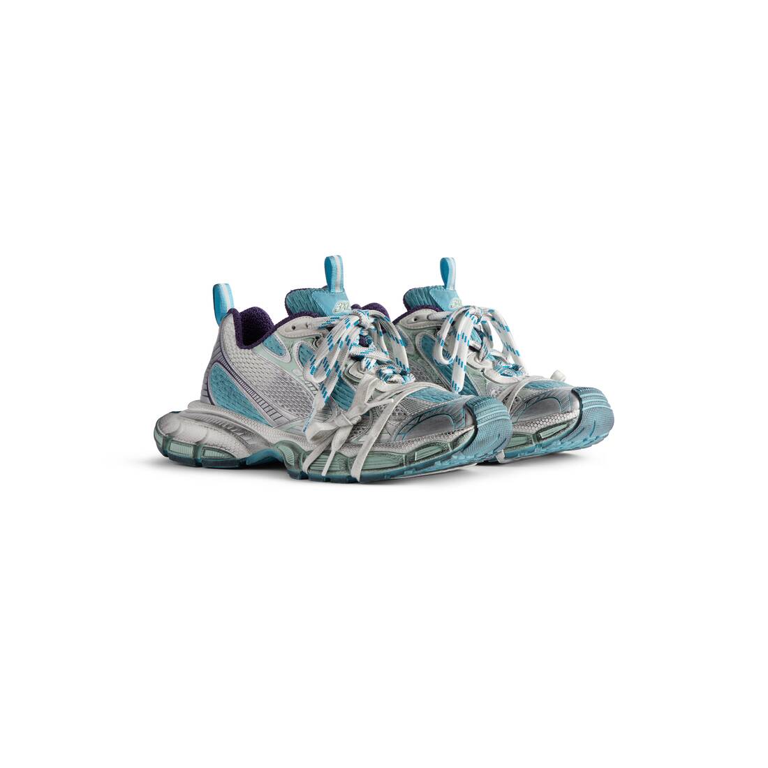 Women’s 3xl Sneaker  in Light Blue/white/purple - Image 2